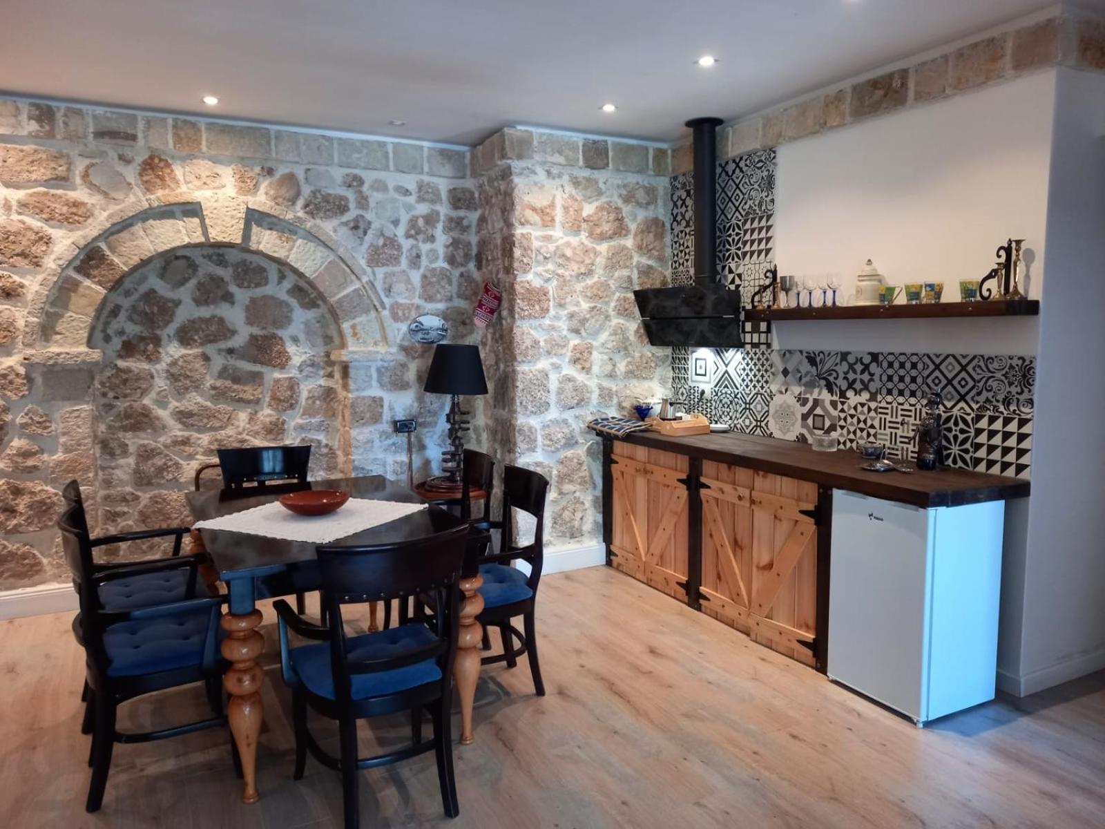 Rahoni Park & Suites Dhërmi Eksteriør bilde