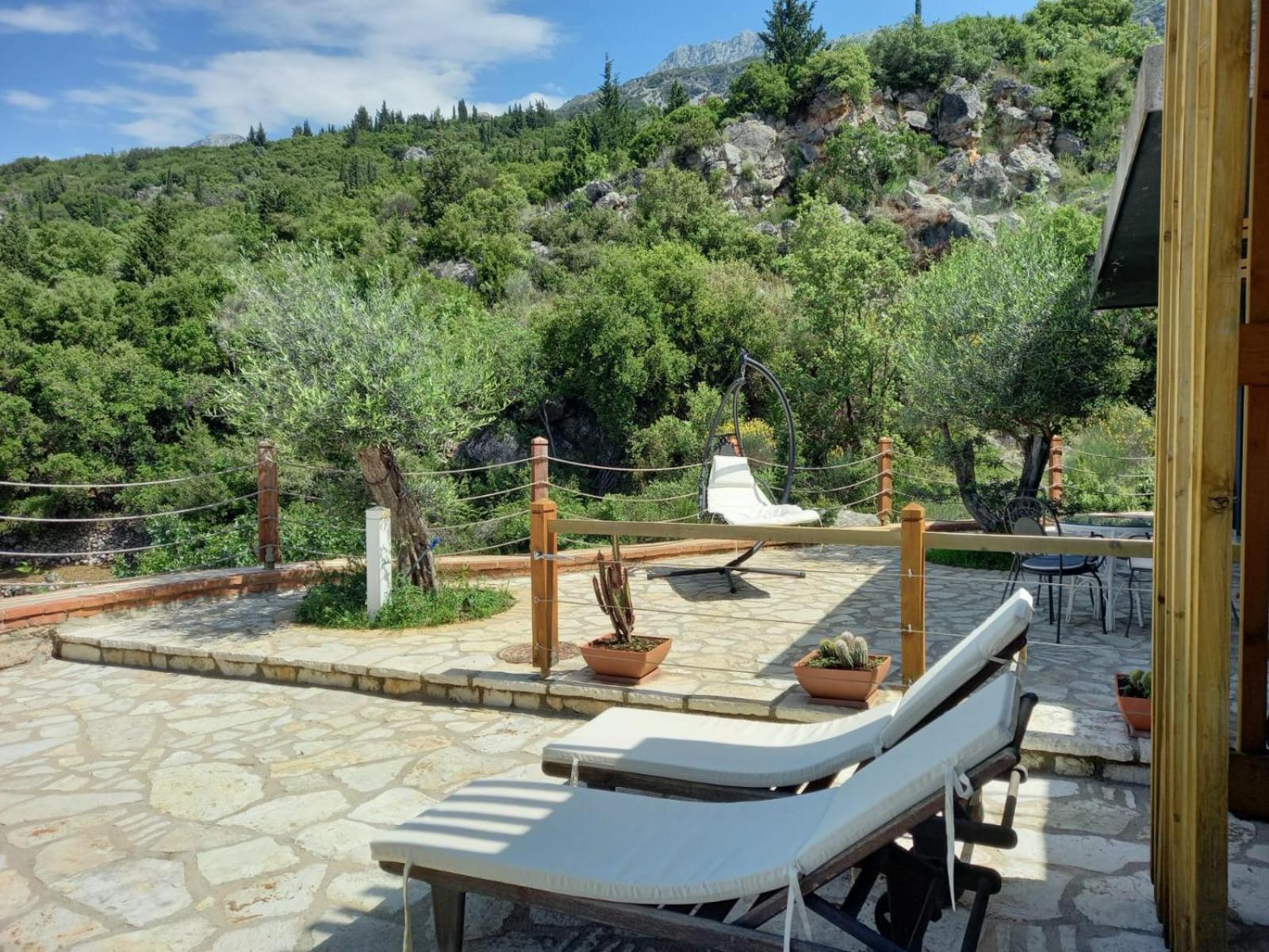 Rahoni Park & Suites Dhërmi Eksteriør bilde