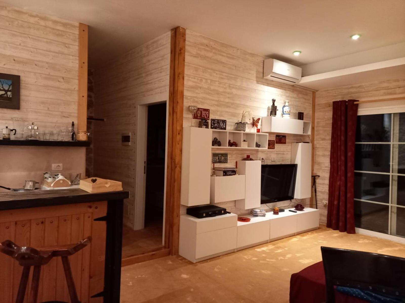 Rahoni Park & Suites Dhërmi Eksteriør bilde